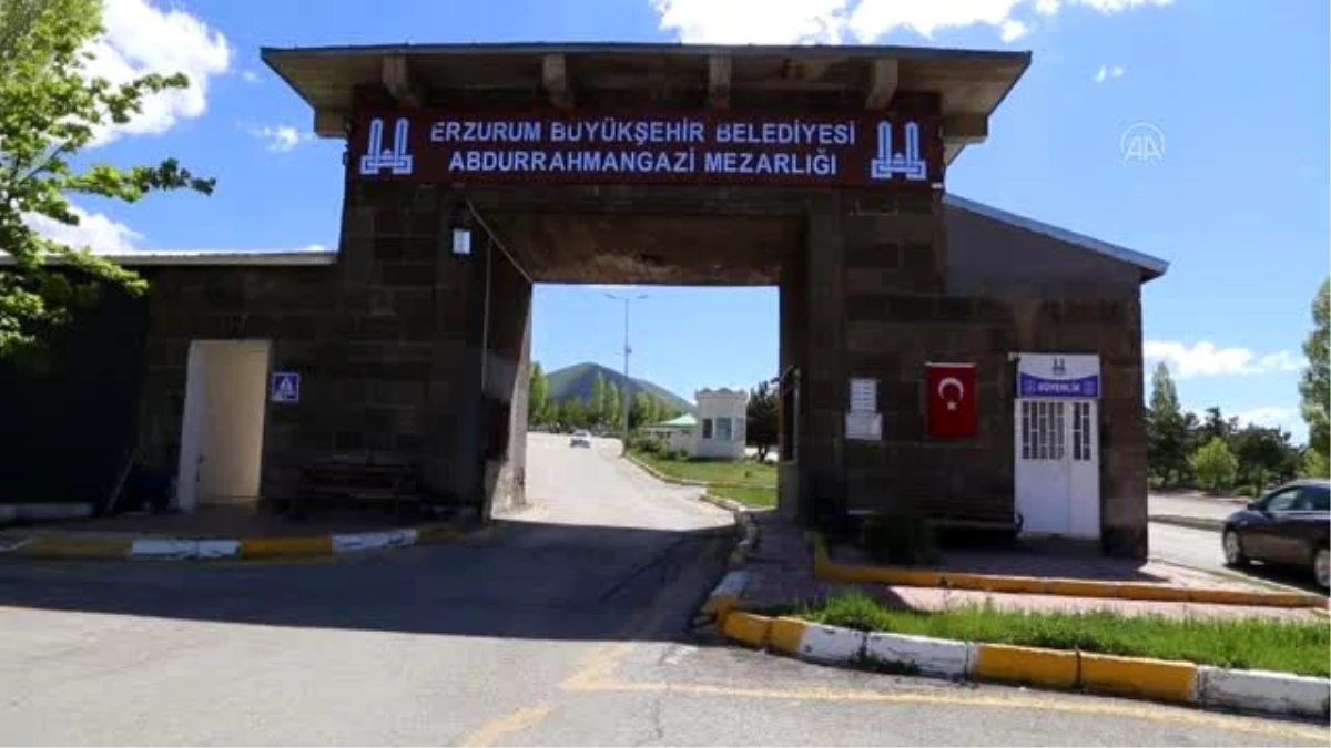 Erzurum\'daki silahlı kavgada ölen 5 kişiden birinin cenazesi toprağa verildi