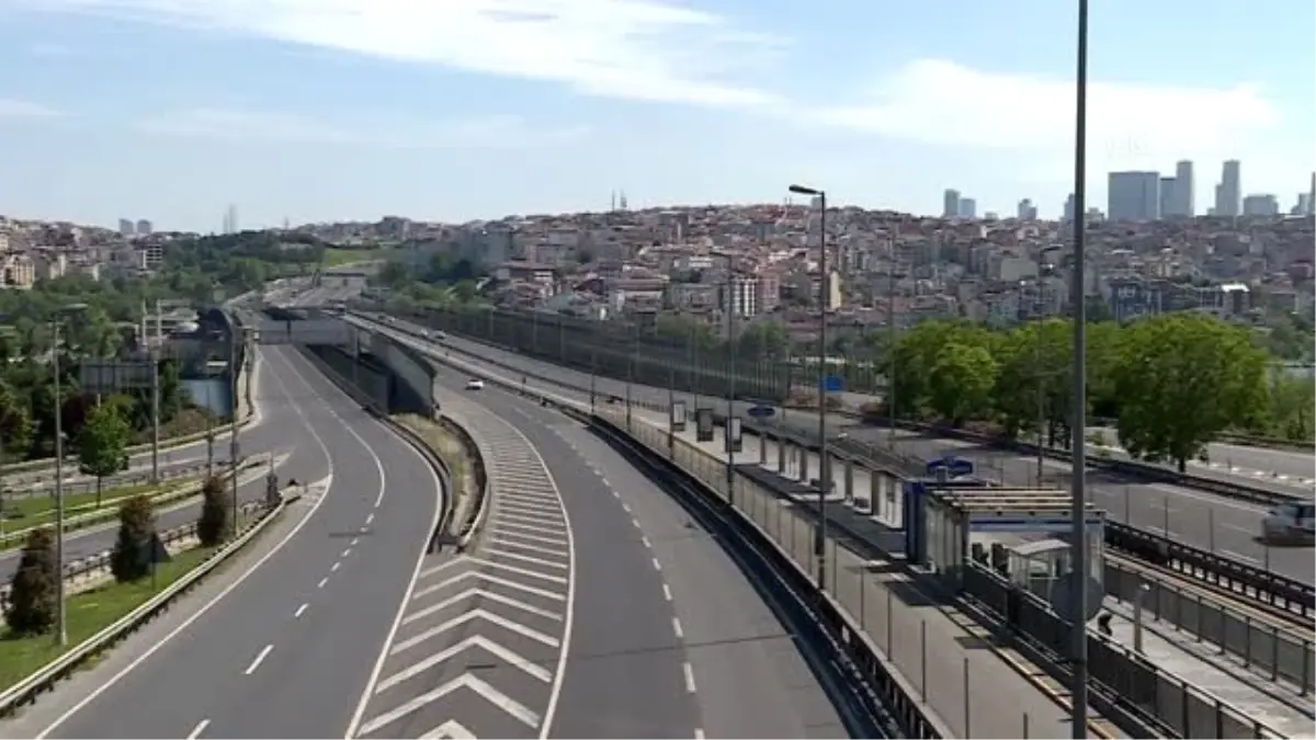 İstanbul sokağa çıkma kısıtlamasında sessizliğini korudu