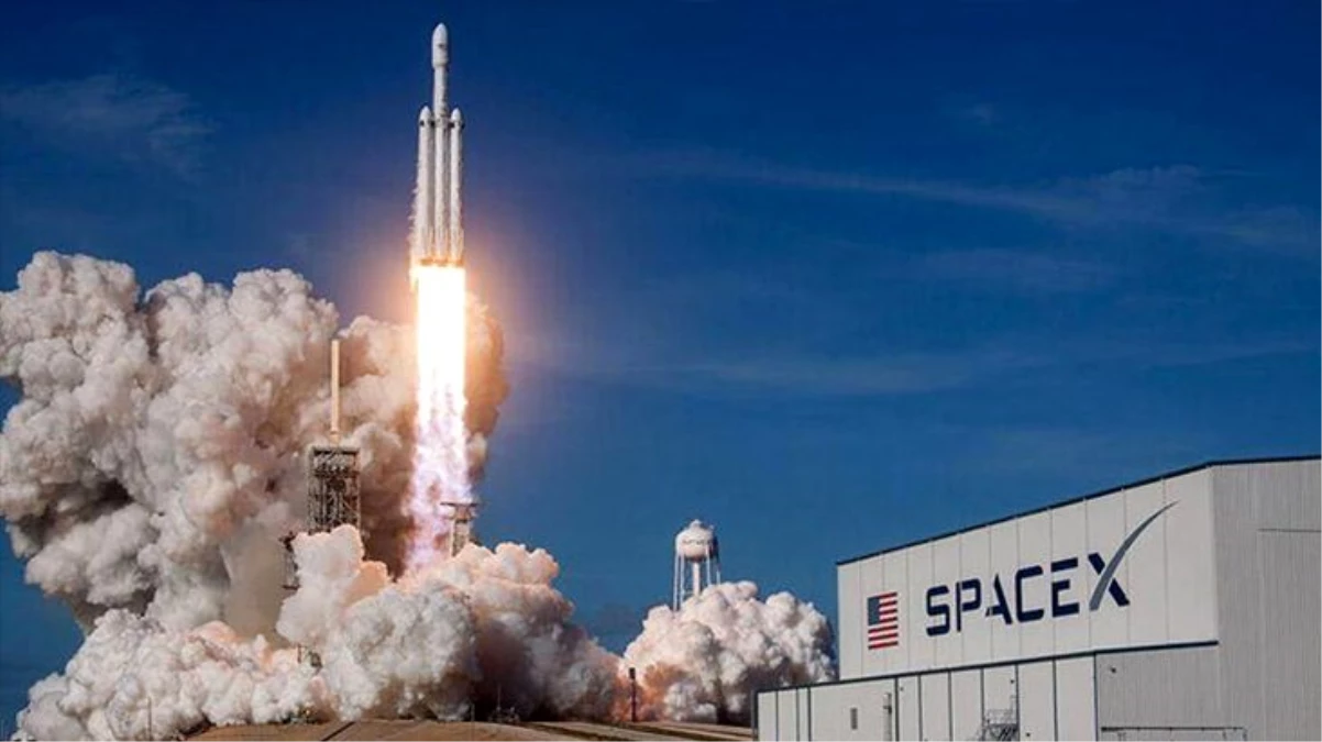 Tüm dünya neden SpaceX\'i konuşuyor? Olayın perde arkasında "ABD-Rusya çekişmesi" var