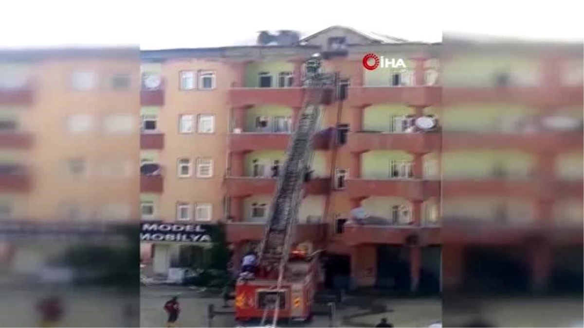 Yüksekova\'da korkutan yangın