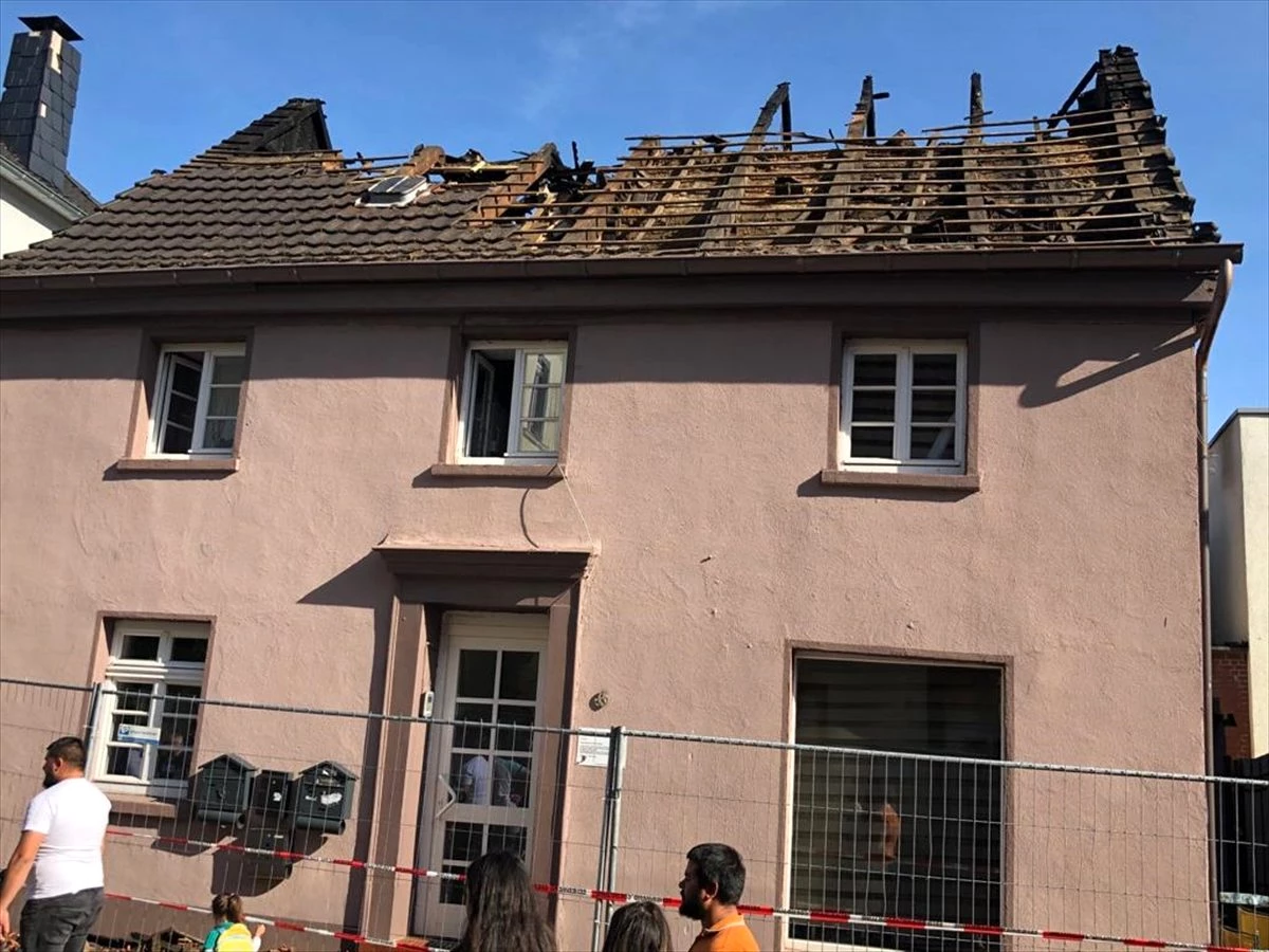 Almanya\'da apartman yangınında bir Türk hayatını kaybetti