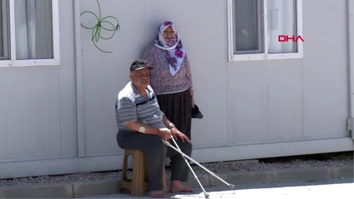 Son dakika... Elazığ\'da konteyner kentlerde hayat normale dönmeye başladı