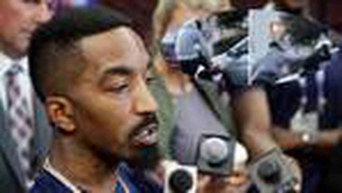 JR Smith, George Floyd protestolarına damga vurdu! Tekme tokat dövdü