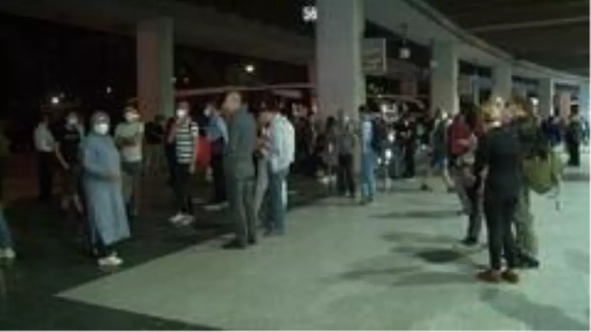 Son dakika! Kısıtlamanın bitmesiyle otogarlarda hareketlilik