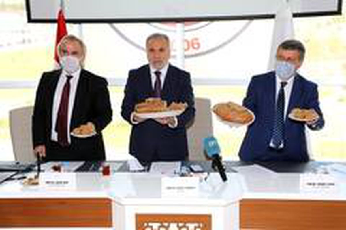 Rektör Karadağ 1 yılı değerlendirdi