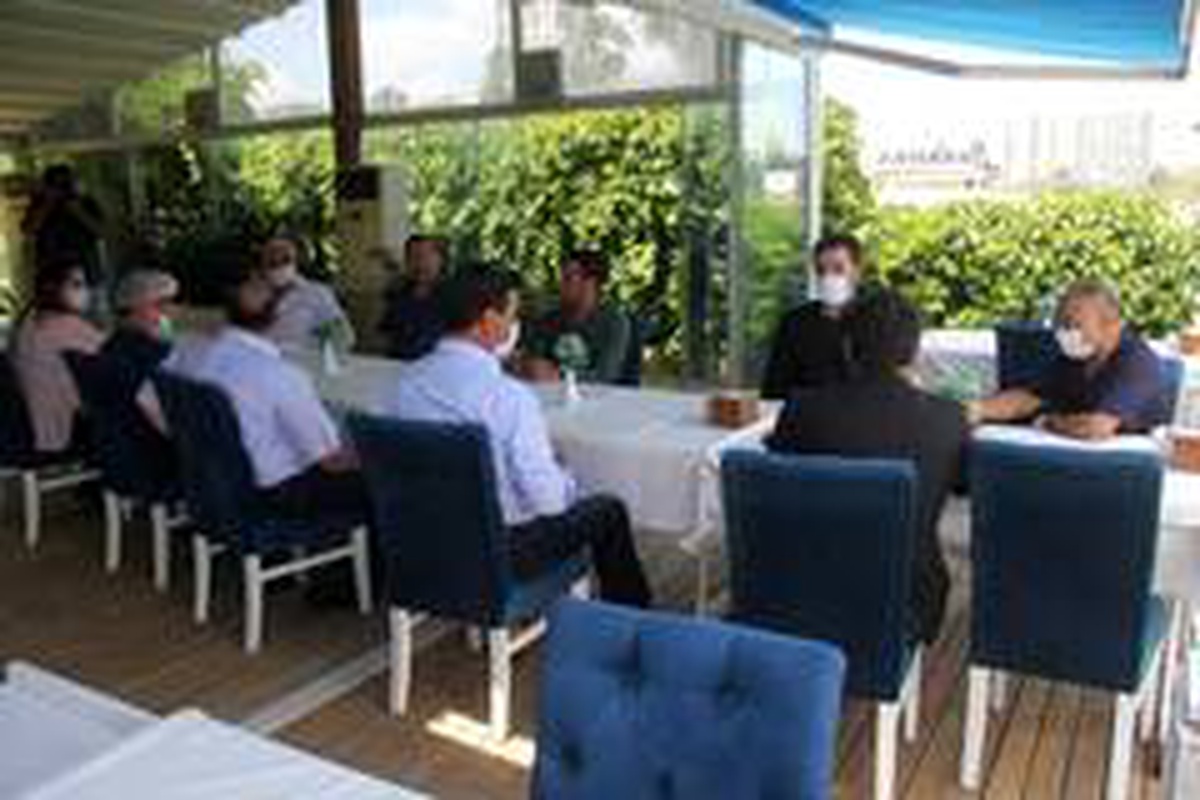 Restoranlar kapanış saatinin uzatılmasını istiyor