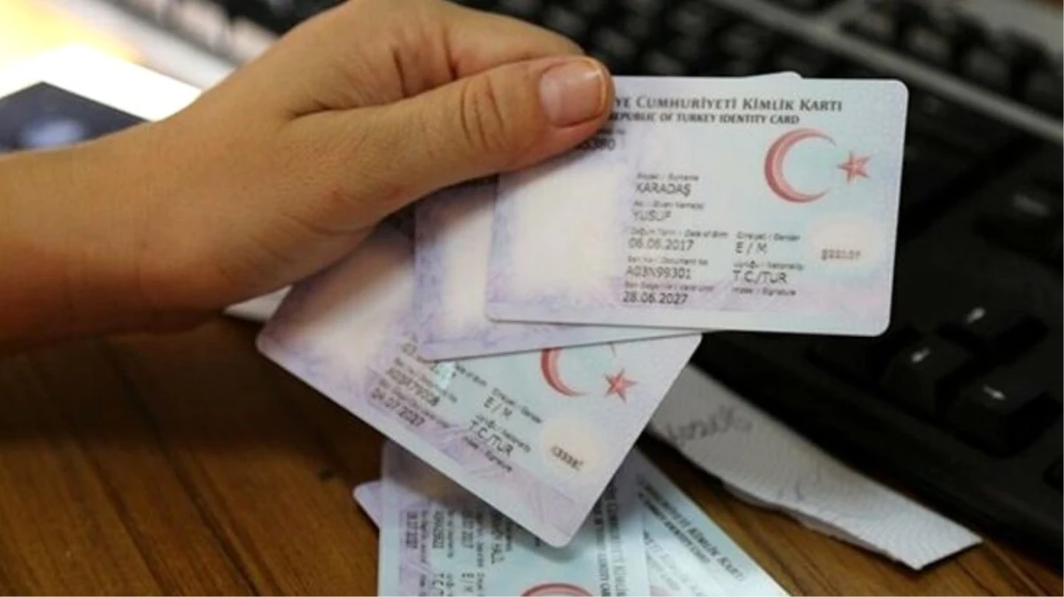 Türkiye\'de bir ilk! 3 farklı ödeme çipli kimlik kartlarıyla PTT ATM\'lerinden yapılacak