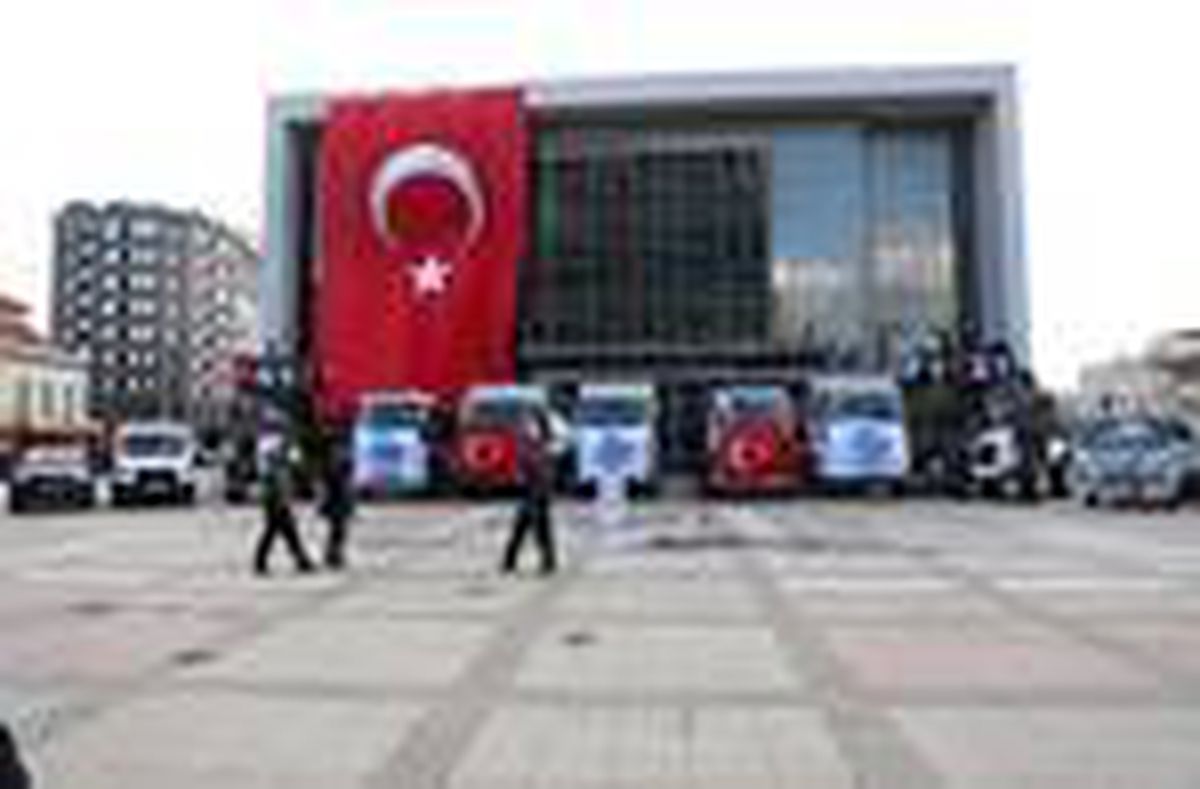 Bandırma Belediyesinden çocuklara süt dağıtımı projesi