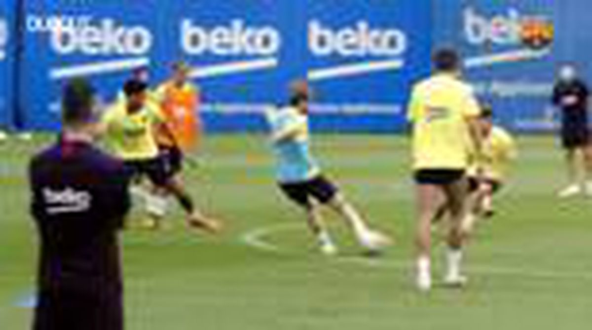 Barça Antrenmanlarını Tam Kadro Olarak Yapmaya Başladı