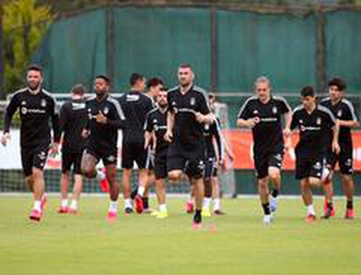 Beşiktaş\'ta hazırlıklar sürüyor