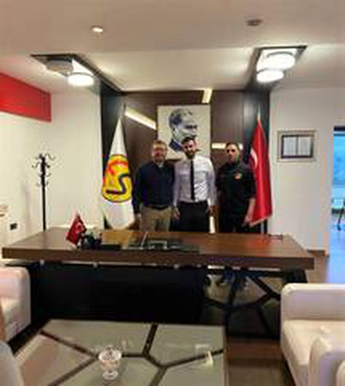 Eskişehirspor\'da genç kaleci Ebrar\'ın sözleşmesi uzatıldı