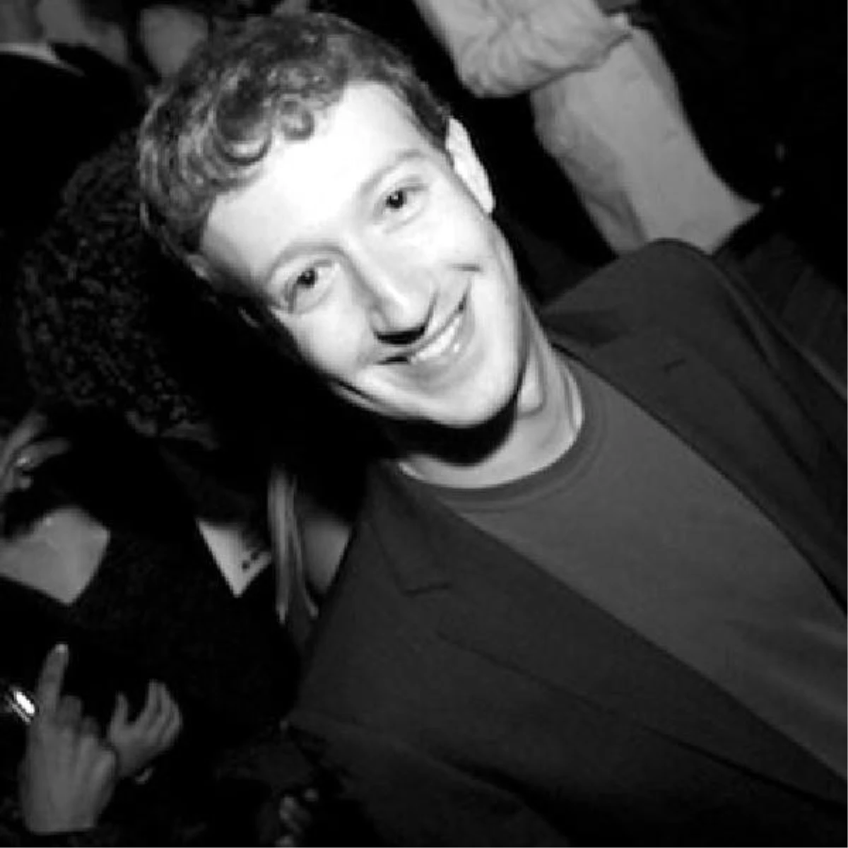 Facebook çalışanlarından Zuckerberg\'e karşı sanal isyan