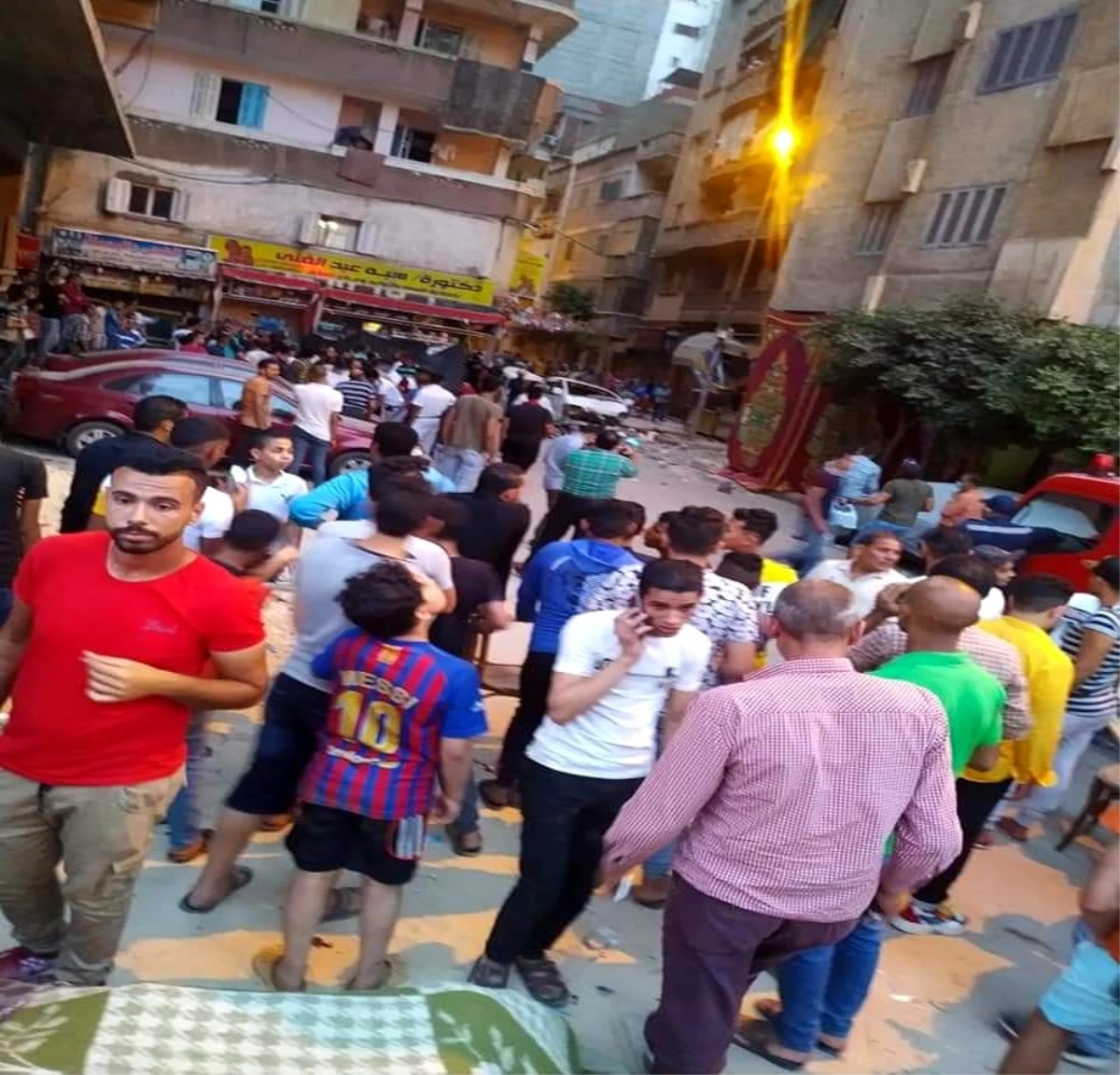 Mısır\'da balkon çöktü: 3 ölü