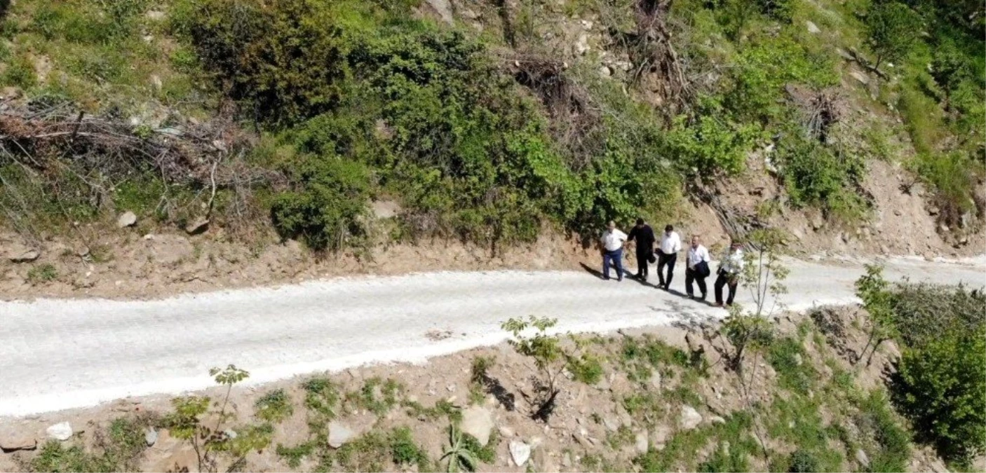 Nazilli Belediyesi köylerde yol hamlelerine devam ediyor