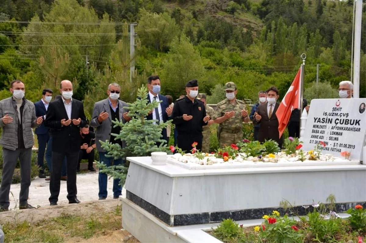 Şehit Yasin Çubuk, şehadetinin yıldönümünde kabri başında anıldı