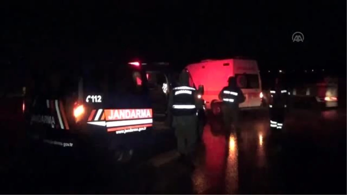 Amasya\'da ambulans ile otomobil çarpıştı: 1 yaralı