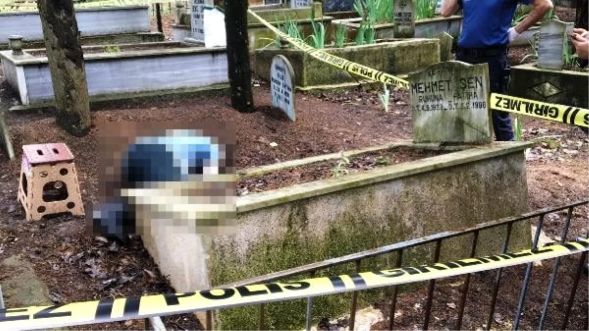 Doktor, babasının mezarı başında intihar etti