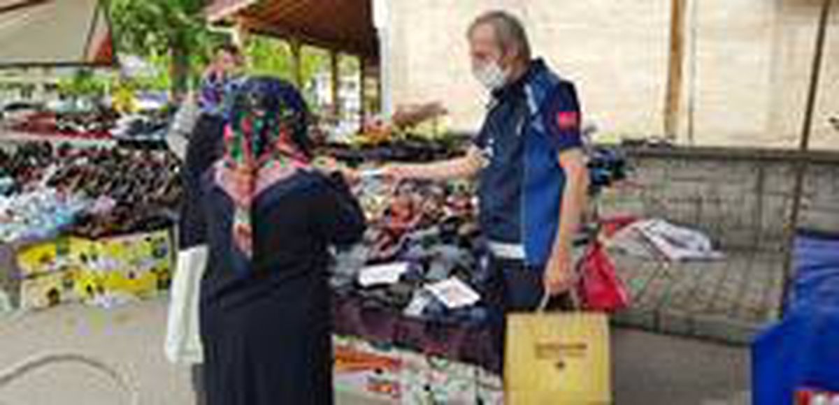Serdivan\'da normalleşmenin ilk haftasında pazar yerleri denetlendi