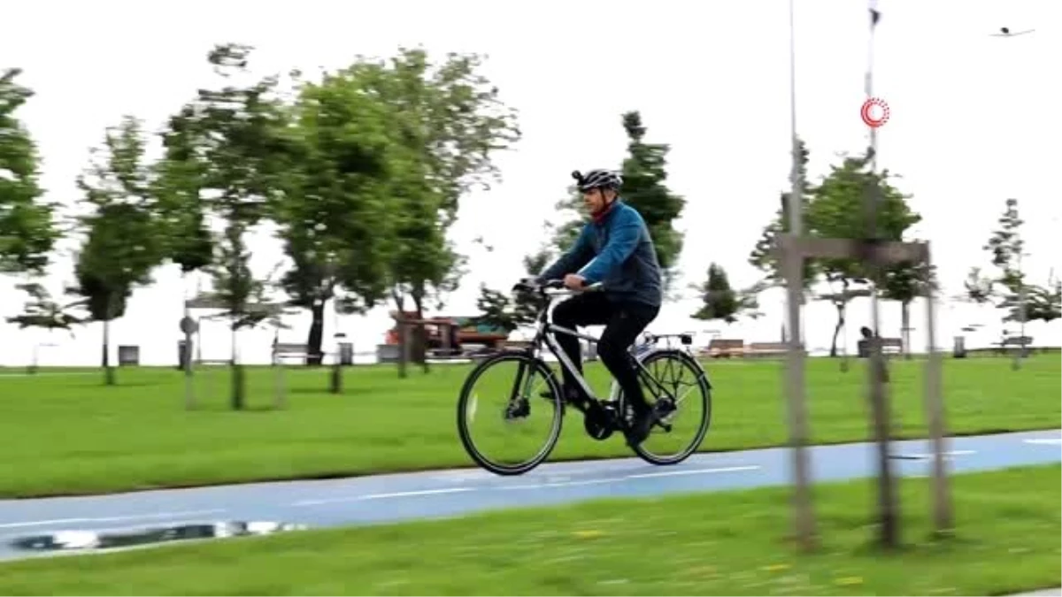 Vali Yerlikaya, Dünya Bisiklet Günü\'nde 23 kilometre pedal çevirdi