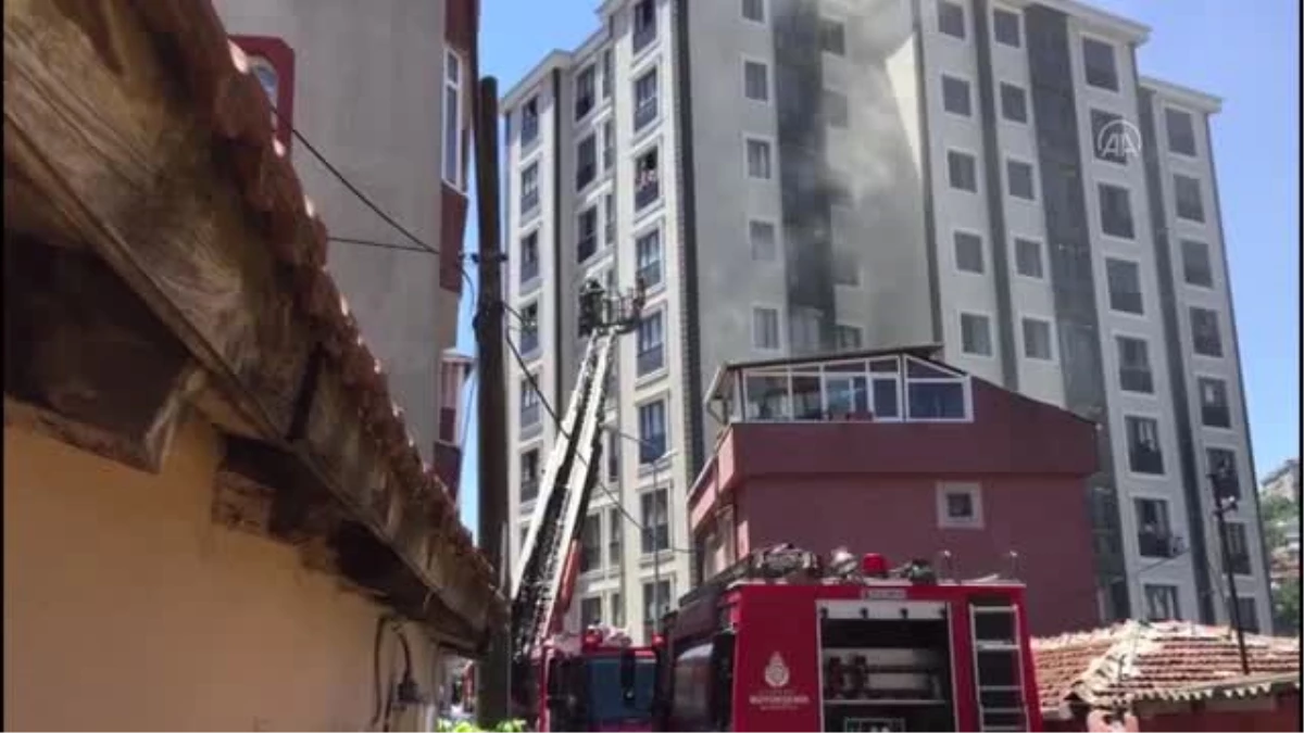 Eyüpsultan\'daki ev yangını itfaiye ekiplerince söndürüldü
