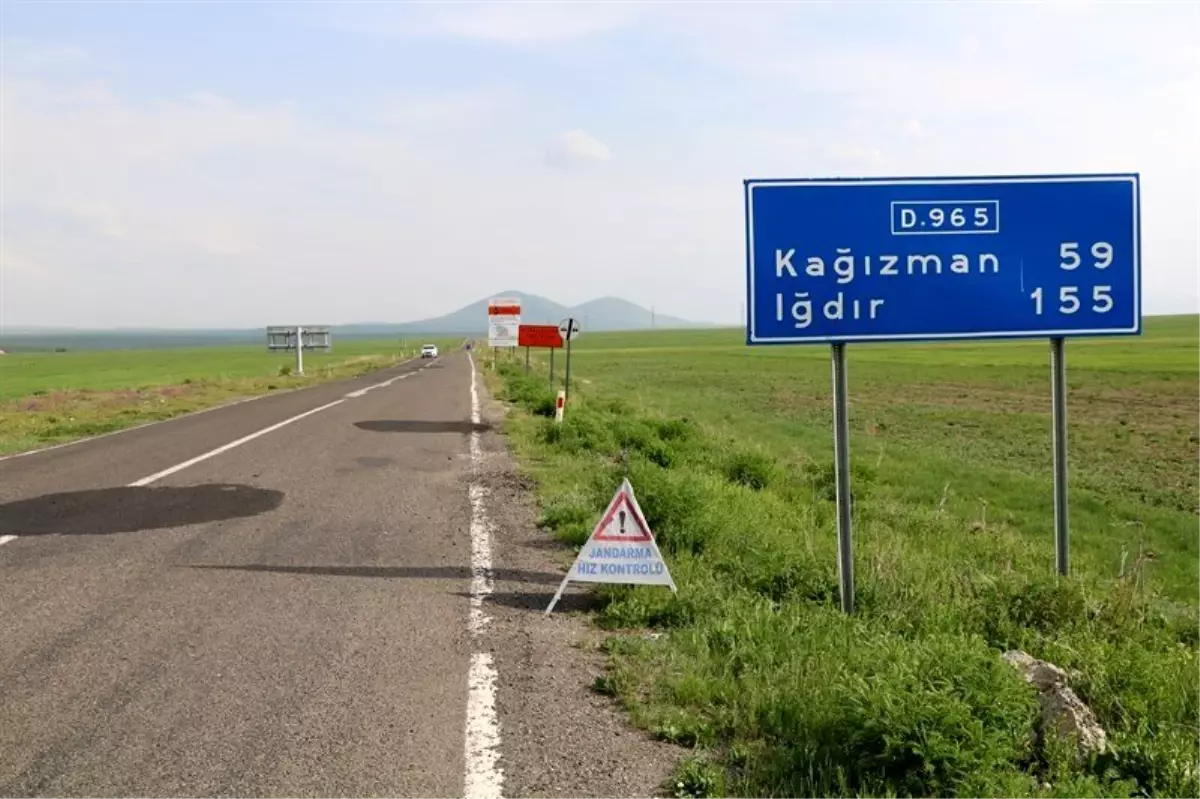 Kars\'ta radarlı trafik kontrolü