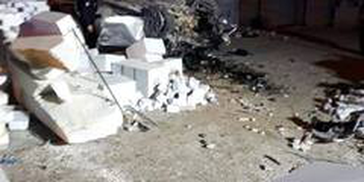 Otomobil mermer fabrikasına girdi: 1 ölü, 3 yaralı