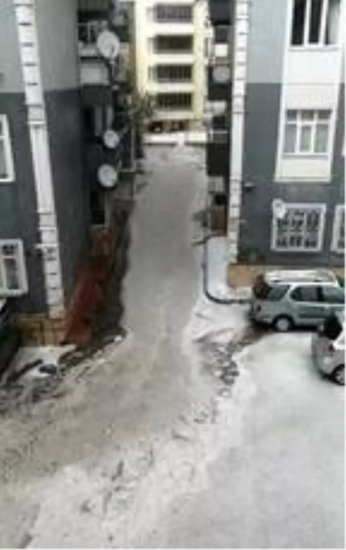 Tokat\'ta sağanak sonrası dolu, tarım arazilerini vurdu