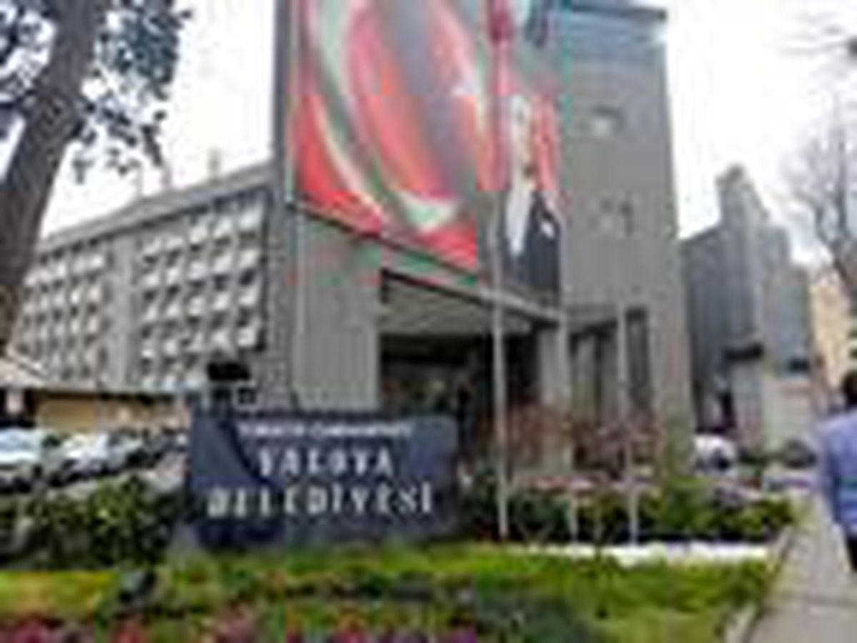 Yalova Belediyesi\'ndeki \'zimmet\' soruşturmasında 4 kişi, adli kontrolle serbest