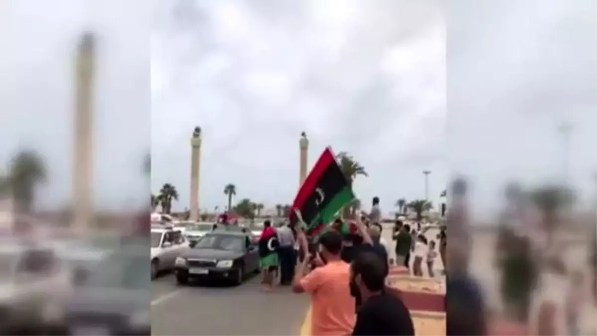 Libyalılar, Terhune kentinin Hafter\'den kurtarılmasını kutladı