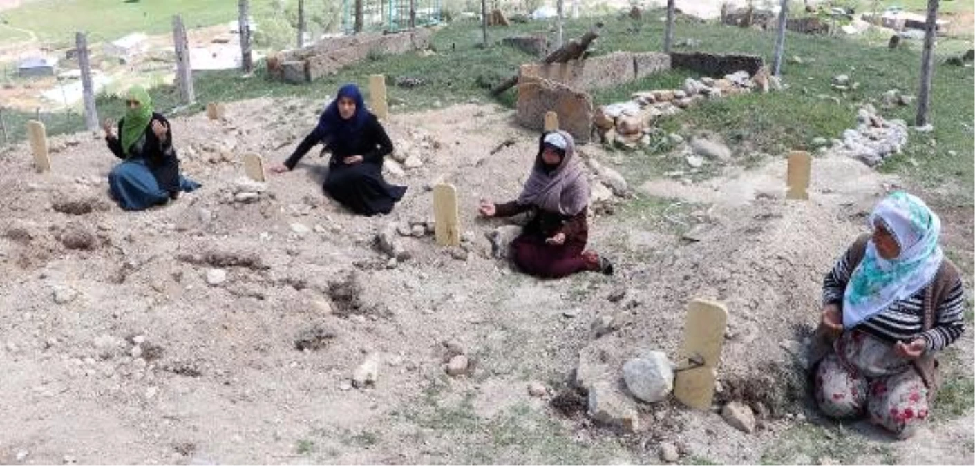 Erzurum\'daki kız kaçırma kavgasında eşlerini kaybeden 4 kadın, katillerin idamını istedi