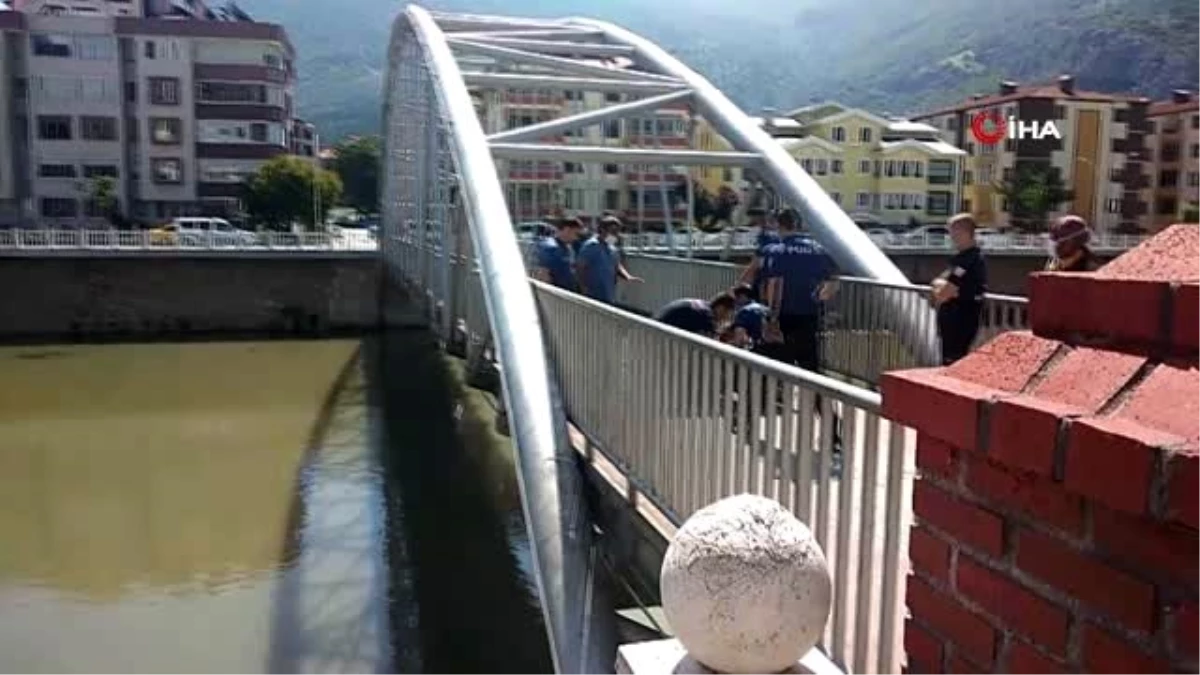 Amasya\'da intihar etmek istedi, itfaiye kurtardı