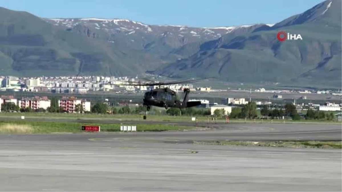 Ulaştırma ve Alt Yapı Bakanı Adil Karaismailoğlu Erzurum hava limanında incelemelerde bulundu