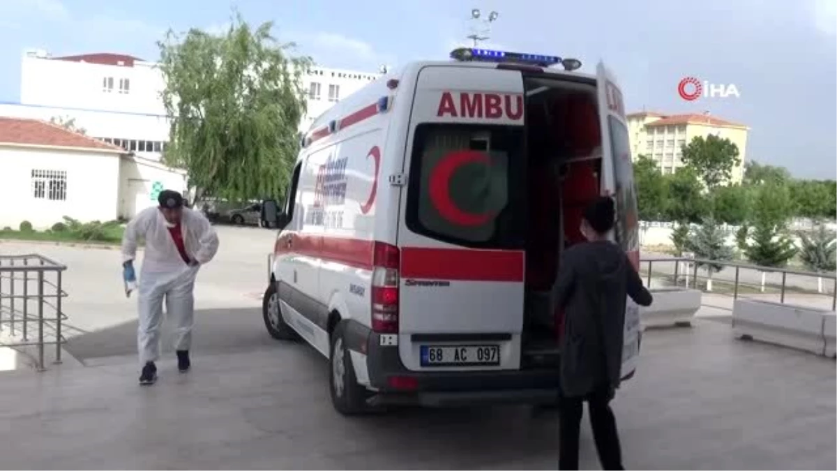 Ambulans uçakla Türkiye\'ye getirilen yaralı genç: "Devletimize minnettarım"