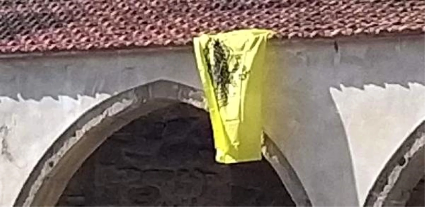 KKTC Başbakanı Tatar: Tuzla Camisi\'ne Bizans bayrağı asılması asla kabul edilemez