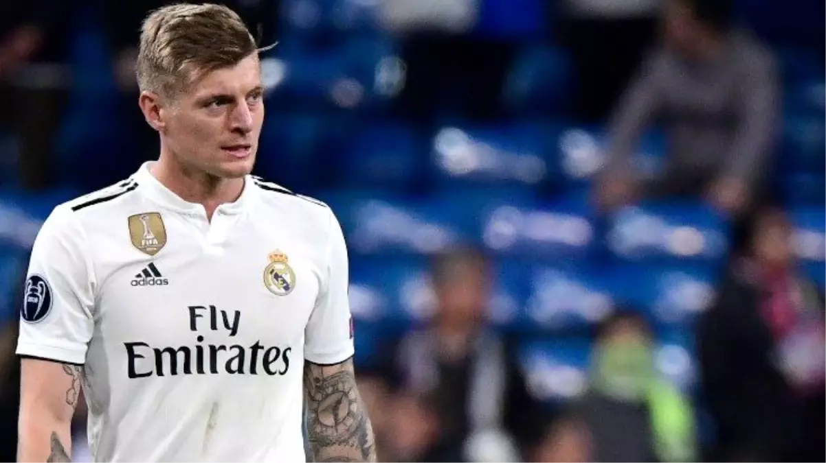 Real Madrid\'li Toni Kroos: Eşcinsel olduğunu açıklayan futbolcular için endişeliyim