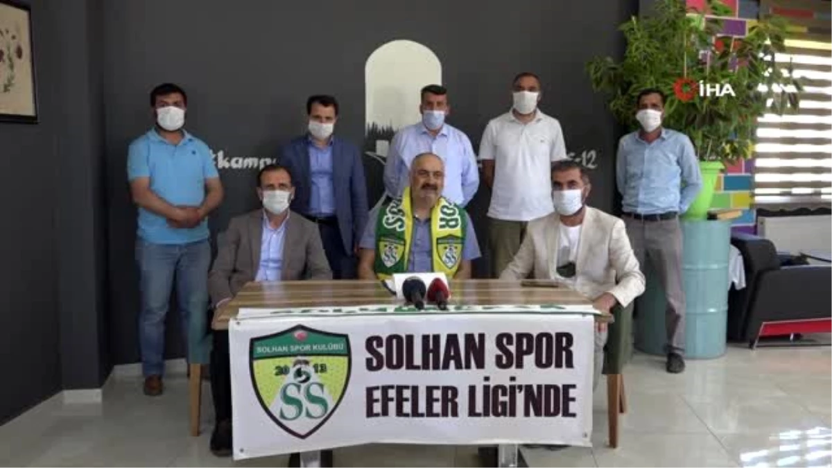 Solhanspor, Ahmet Reşat Arığ ile resmi sözleşme imzaladı