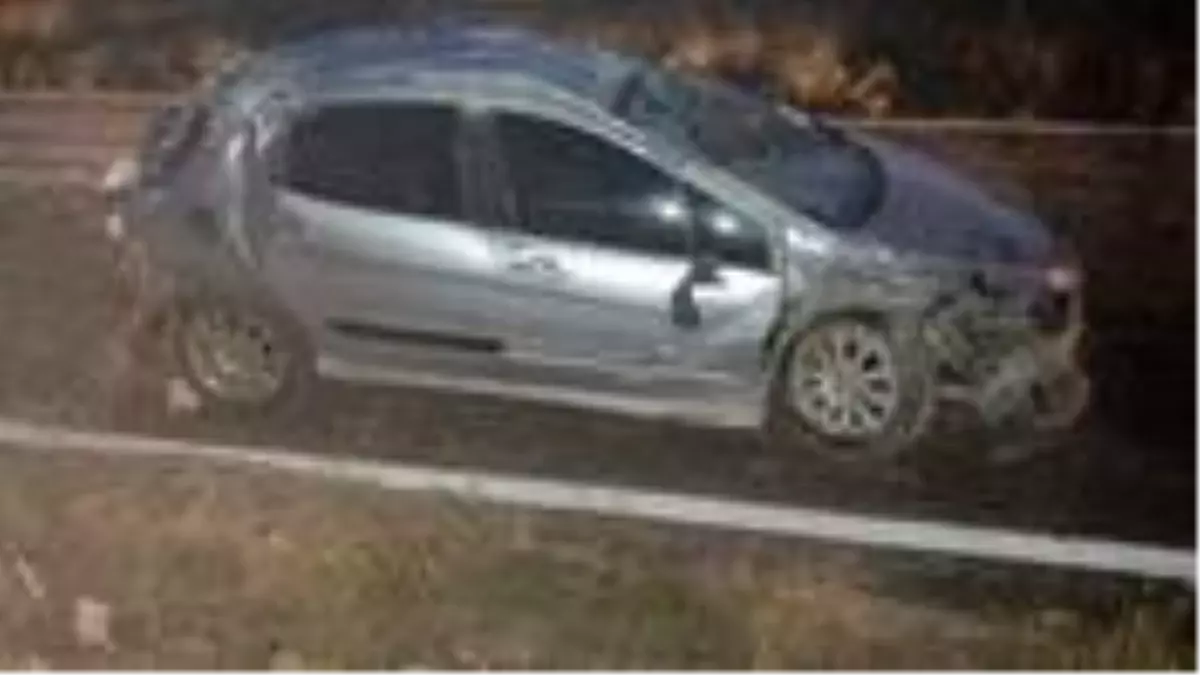 Trafik kazasında 17 aylık bebek hayatını kaybederken, anne ve babası ise ağır yaralandı