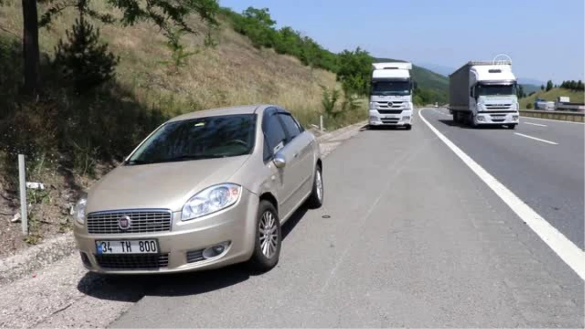 Anadolu Otoyolu\'nda lastiği patlayan araç zincirleme kazaya neden oldu