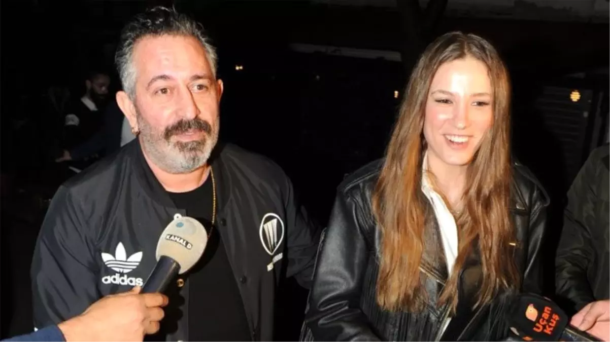 Bodrum\'da tatil yapan Serenay Sarıkaya ve Cem Yılmaz çifti, aşka geldi