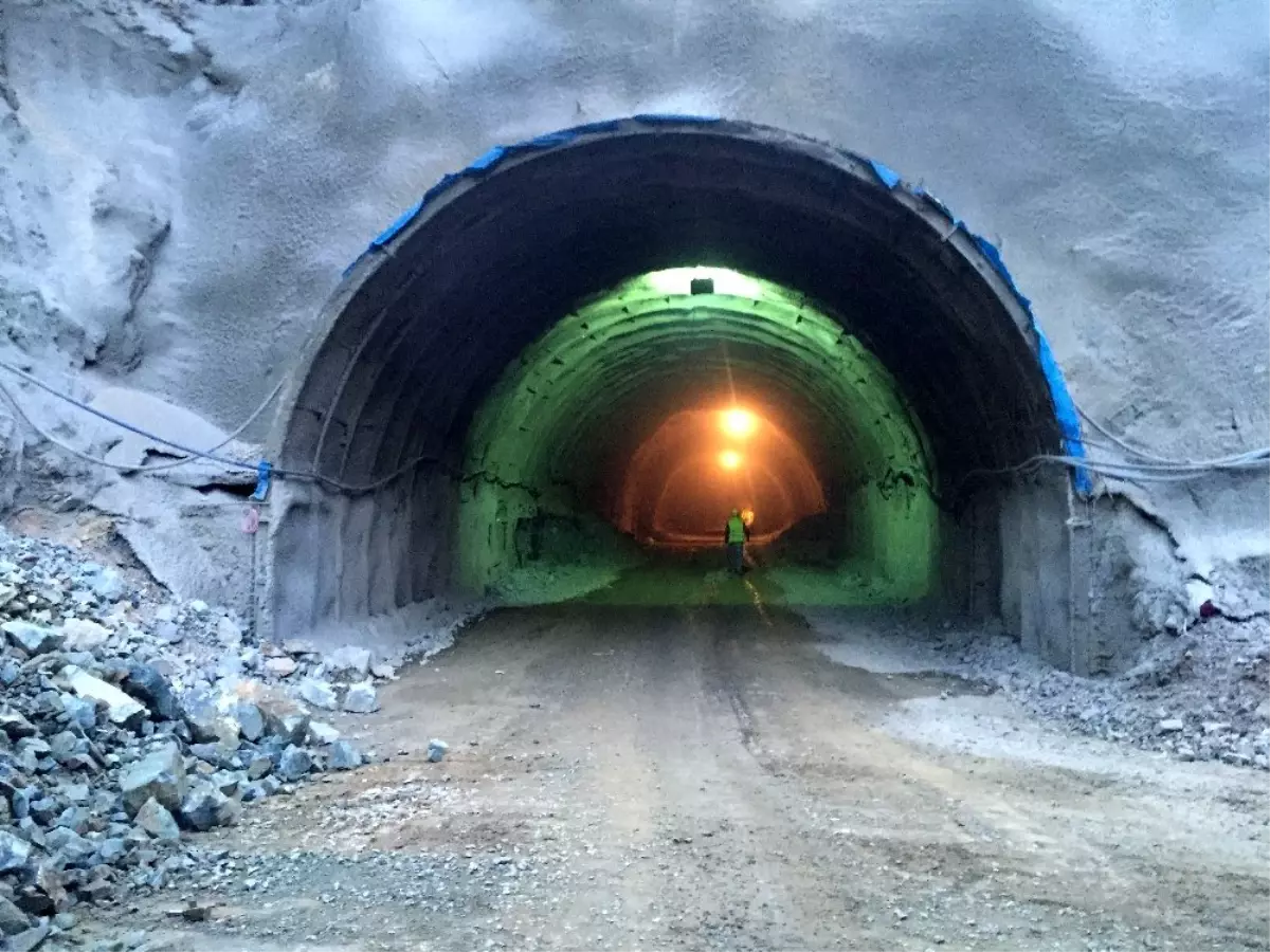 Erzurum Uzundere Barajı milli ekonomiye her yıl 1 trilyonluk değer katacak