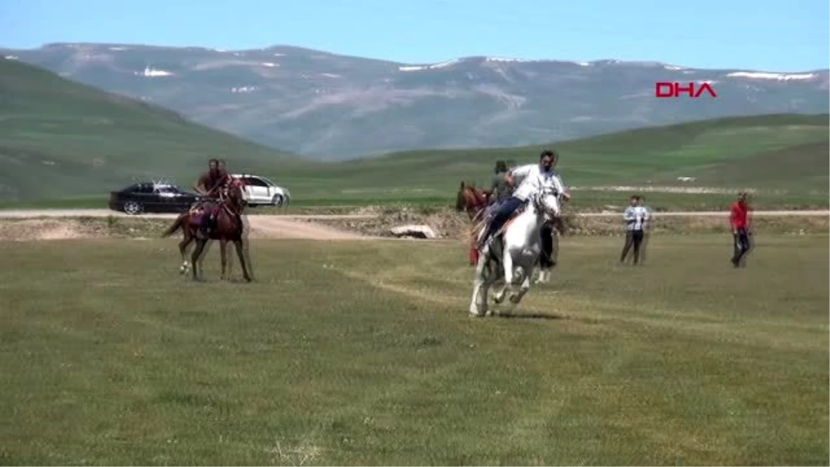 KARS-Cirit müsabakaları da başladı