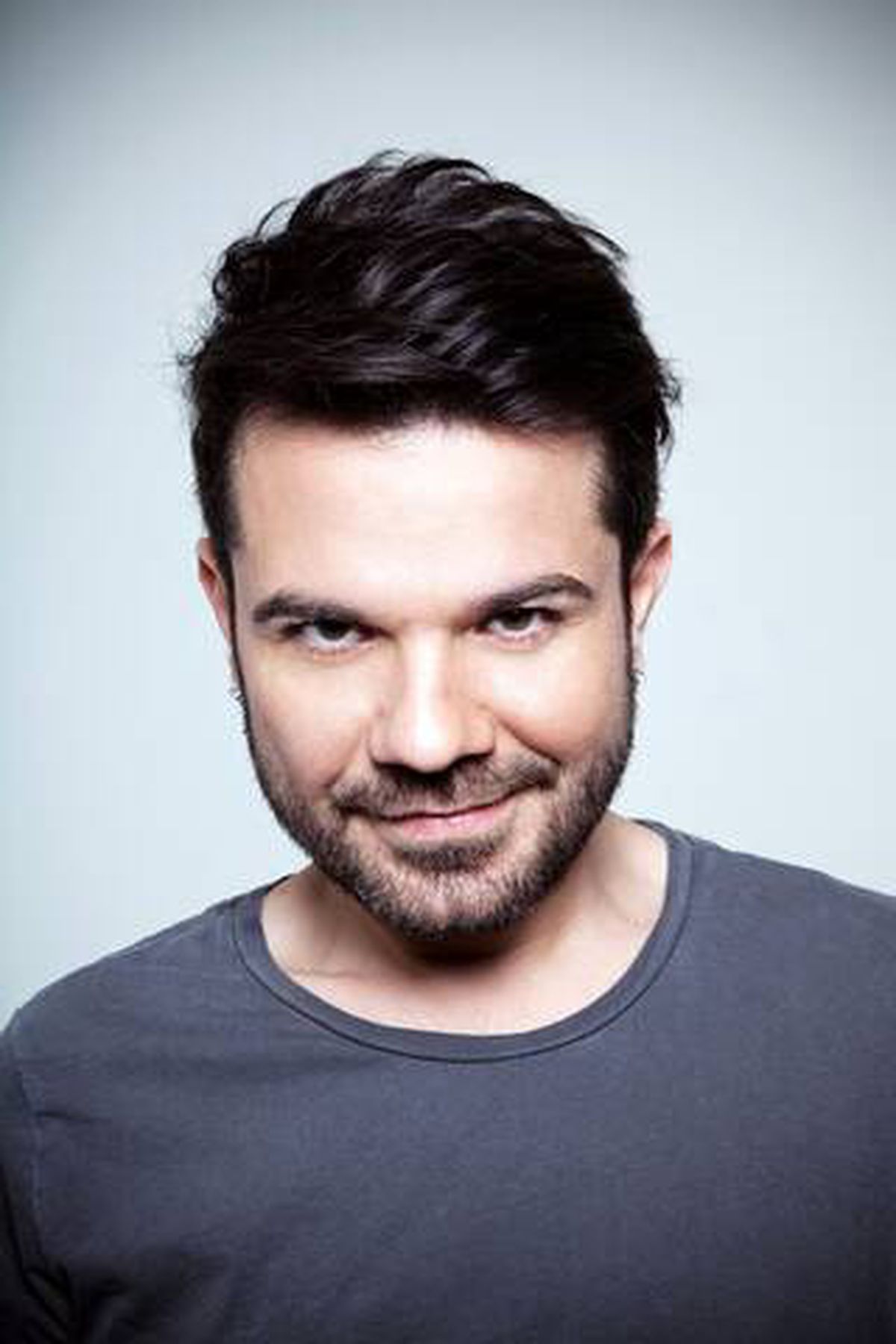 Kenan Doğulu\'dan arabalı konser