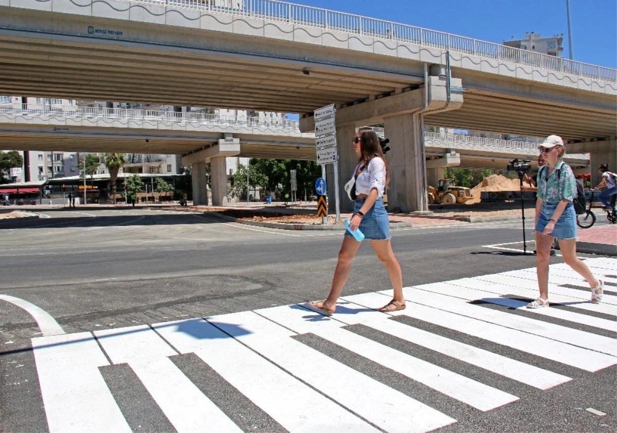 Meltem Kavşağı trafiğe açıldı