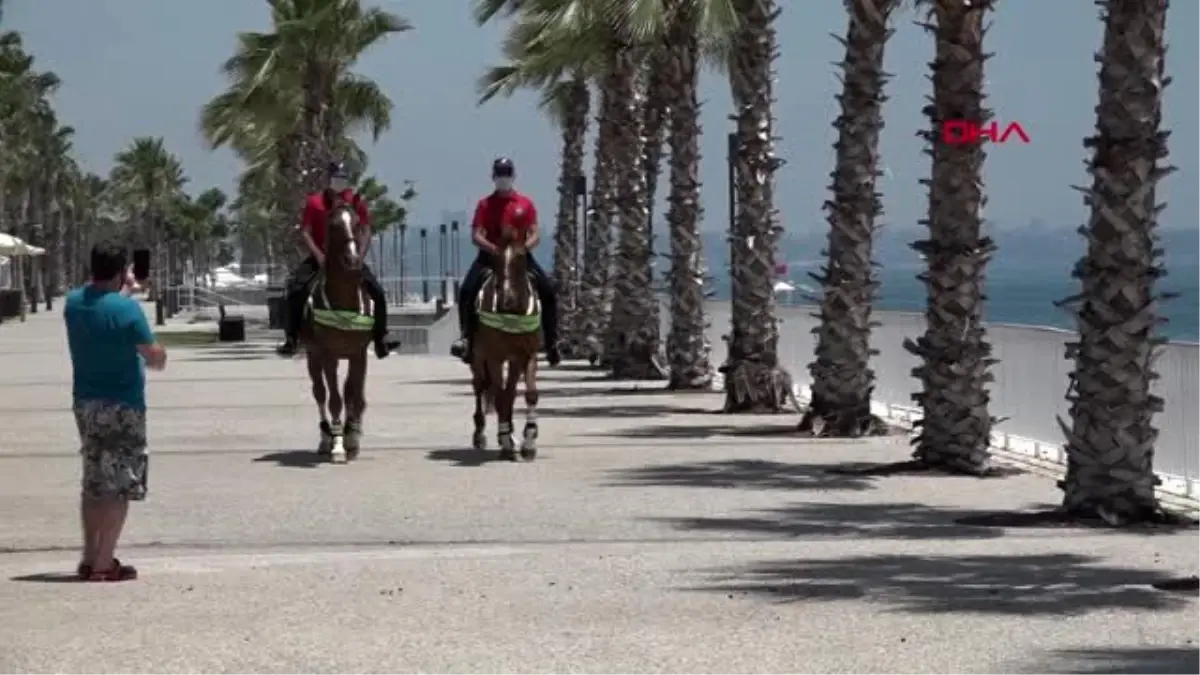 ANTALYA Atlı polis, çocukların sevgilisi