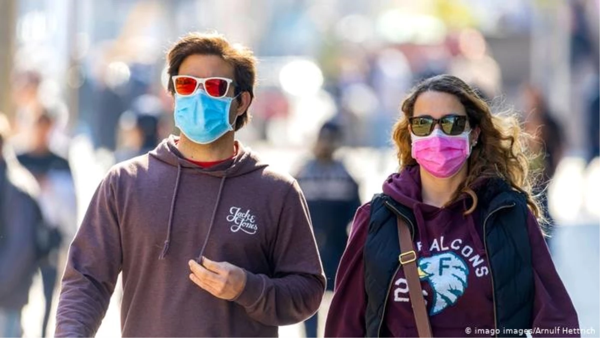 Araştırma: Maske virüsün yayılmasını önlüyor