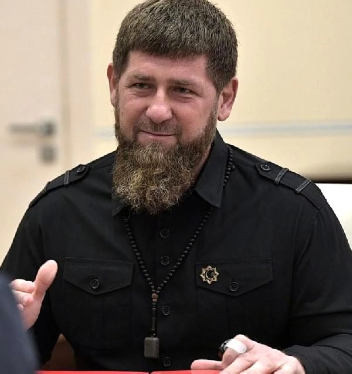 Çeçen lideri Kadirov\'dan 207 gelinin başlık parasını ödedi