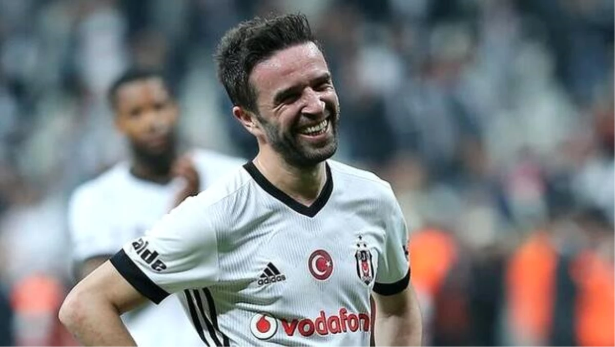 Gökhan Gönül, transfer için \'Beşiktaş\' dedi