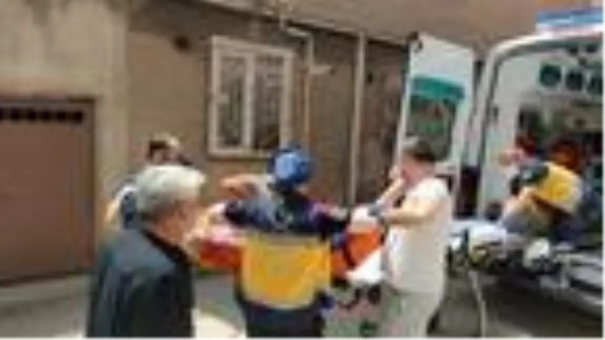 Son dakika haberi | Temizlik yaparken apartman boşluğuna düşüp, yaralandı