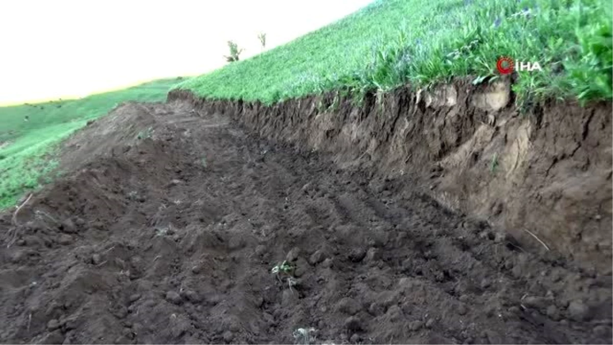 5 kilometreden su getirmek için hayvanlarını sattı