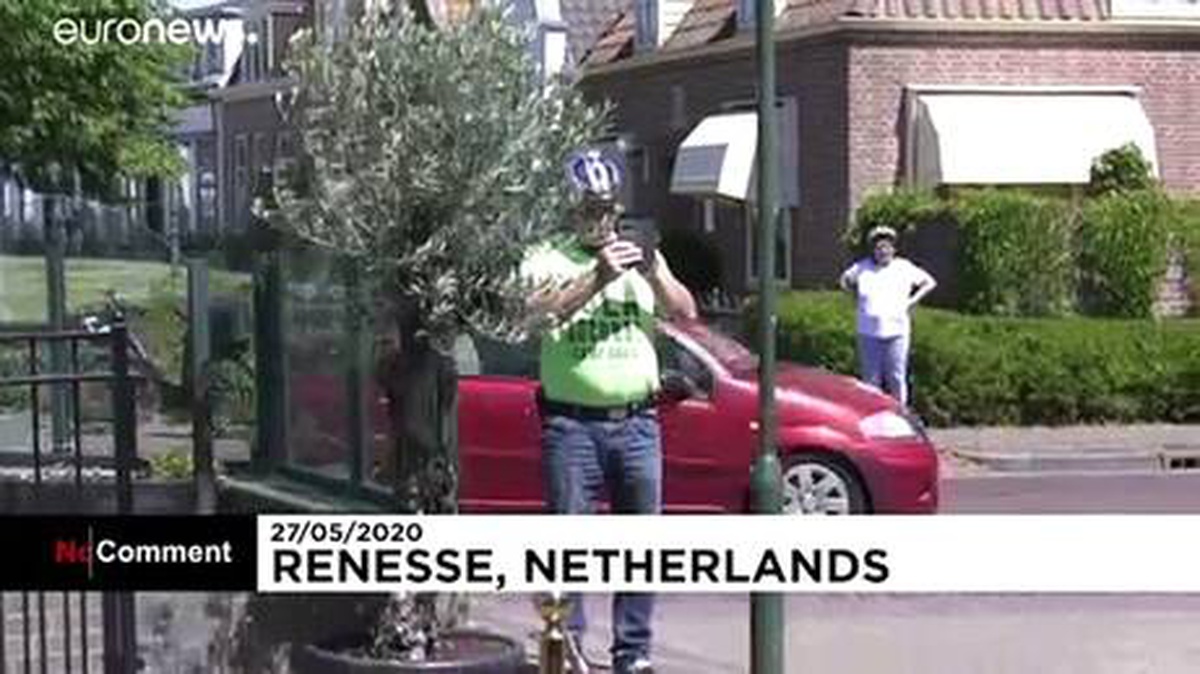 Bahşiş konusu henüz netleşmedi: Hollanda\'da bir restoranda robot garson dönemi